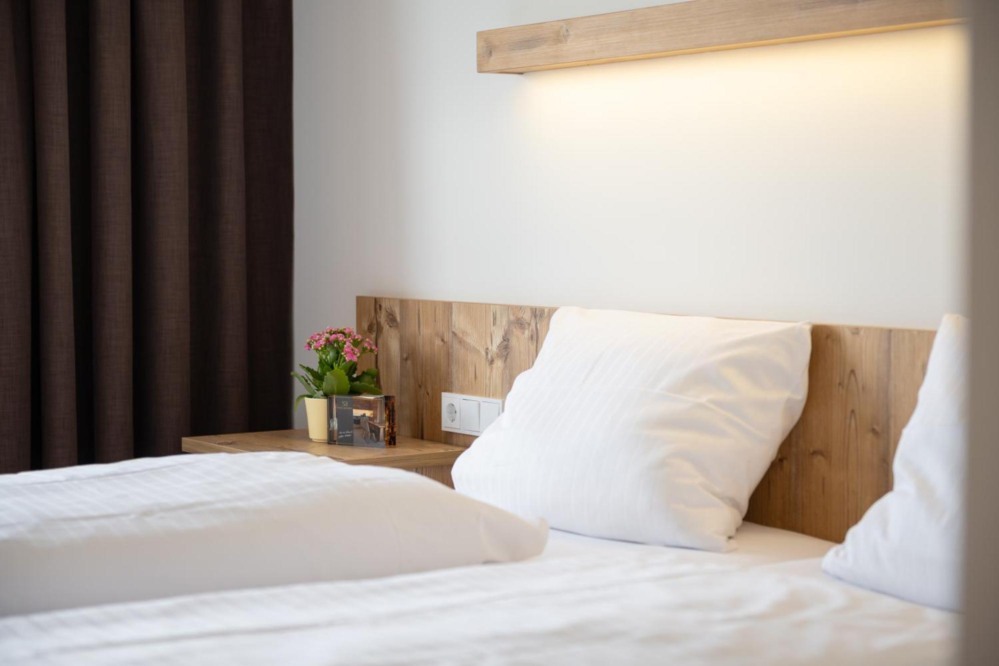 Snooze Apartments โฮลซ์เคียร์เชิน ภายนอก รูปภาพ