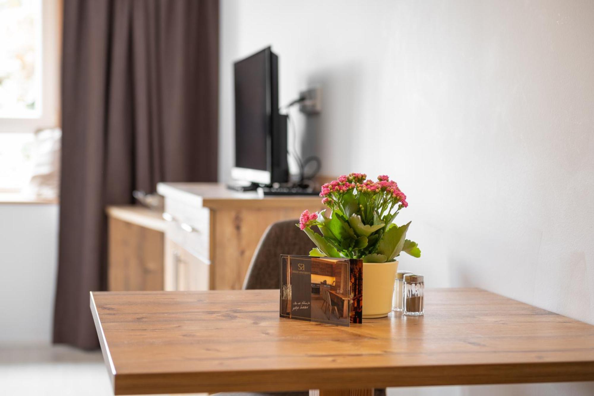 Snooze Apartments โฮลซ์เคียร์เชิน ภายนอก รูปภาพ